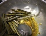 સરગવા નું લોટ વાળું શાક (Saragva Besan Lot Shak Recipe In Gujarati) રેસીપી સ્ટેપ3ફોટો