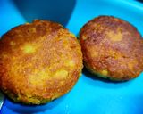 A picture of step 3 of Chickpeas tikki (patties).