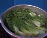 Foto langkah ke 3 dari resep Tumis Pokcoy Bawang Putih.