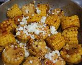 स्पाइसी गार्लिक मसाला भुट्टा विद चीज़ रेसिपी चरण 4 फोटो