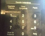 Foto del paso 3 de la receta: Galleta de avena con banano o chocolate en microondas