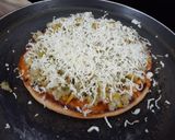 વેજીટેબલ પિઝા(Vegetable Pizza Recipe in Gujarati) રેસીપી સ્ટેપ2ફોટો