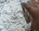 A picture of step 1 of Methi mathri.