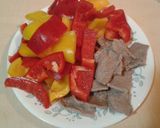 Foto langkah ke 2 dari resep Sapi Paprika lada hitam.