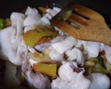 Foto langkah ke 3 dari resep Cumi Saos Tiram.