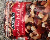 Foto del paso 2 de la receta Ensalada de frutos secos con vinagreta de miel