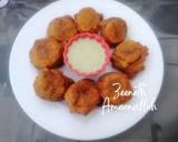 A picture of step 2 of Hyderabadi Aaloo Bondas.