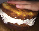 Foto del paso 5 de la receta: Torta de crema Chantilly y frutillas fácil