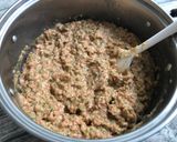 A picture of step 6 of Chive and Plant-Based Meat Dumplings.