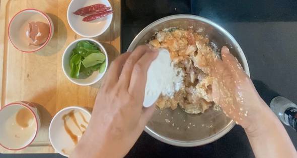 4 เอ็นไก่ทอด?
