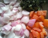 A picture of step 1 of Malai do pyaza.