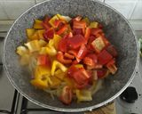Foto del passaggio 2 della ricetta Peperonata