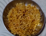 સ્પાઈસી મેગી (Spicy Maggi Recipe In Gujarati) રેસીપી સ્ટેપ3ફોટો