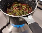 Une image de l'étape 3 de 🍓Sirop de queues de fraises🍓.