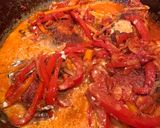 A picture of step 4 of Poul Nan Sos. (Haitian chicken in sauce).
