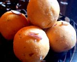 A picture of step 7 of Besan ke ladoo.
