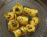 A picture of step 6 of Khandavi.