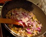 A picture of step 3 of Cauliflower parantha.