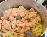 Foto del paso 1 de la receta: Relleno de pollo, jamón y champiñones para empanadas