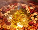 Hình bước làm 2 của món Chè Dưỡng Nhan
