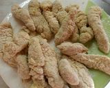 Magvas csirkemellcsíkok gyömbéres bulgurral recept fázis 2 fotója
