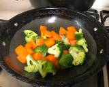 Broccoli Carrot Mushroom Salad with Halloumi Cheese recipe step 2 photo