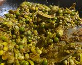 A picture of step 4 of Undhiyu.