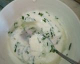 Foto del paso 3 de la receta: Salsa de yogur y ciboullete