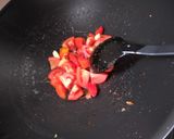 Foto langkah ke 4 dari resep Ayam Goreng Sambal Manis.