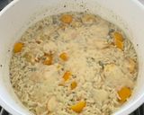 Foto del paso 3 de la receta: Risotto de tomate Amarillo