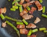 A picture of step 1 of 🍝 Carbonara with asparagus.