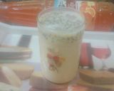 A picture of step 6 of Orange chia seeds milkshake.