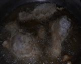 Foto del paso 4 de la receta: Patas de Pollo Fritas