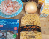 Foto del paso 1 de la receta: Macarrones con anguriñas, gambas y huevo