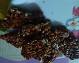 સીંગ ની ચીક્કી (Sing Chikki Recipe In Gujarati) રેસીપી સ્ટેપ5ફોટો