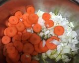 Foto del paso 2 de la receta Pollo a la cerveza en olla rápida