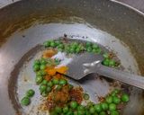 A picture of step 4 of Samosa - garma garma with the chutney.