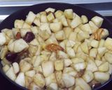 Foto del paso 2 de la receta: Manzanas viejas con dátiles al aroma de macís