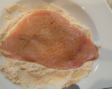 Foto del paso 2 de la receta: Pechugas de pollo a la mostaza con salsa de cebolla