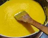 A picture of step 3 of Mango malai kulfi.