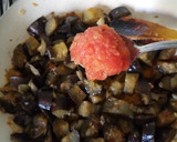 Foto del paso 5 de la receta: Salteado de berenjenas picantes
