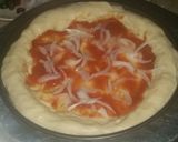 A picture of step 2 of Chicken,vegetable and cheese pizza.