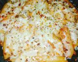 A picture of step 7 of Veg cheese Pasta Pizza.