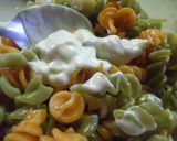 Foto del paso 4 de la receta: Ensalada fría de pasta y pollo