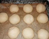 Hamburger zsemle recept fázis 1 fotója