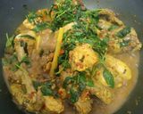 Foto langkah ke 5 dari resep Ayam Masak Kemangi (Woku).
