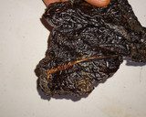 Foto del paso 2 de la receta: Mole Oaxaqueño con pollo y tortillas de maíz hechas a mano