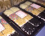 Foto langkah ke 6 dari resep Brownies Kukus Aneka Toping.