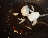 Foto del paso 3 de la receta Spaghetti Negros con berberechos