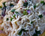 Foto langkah ke 2 dari resep Martabak Mie ala mamicay.